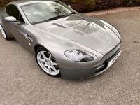 ASTON MARTIN VANTAGE